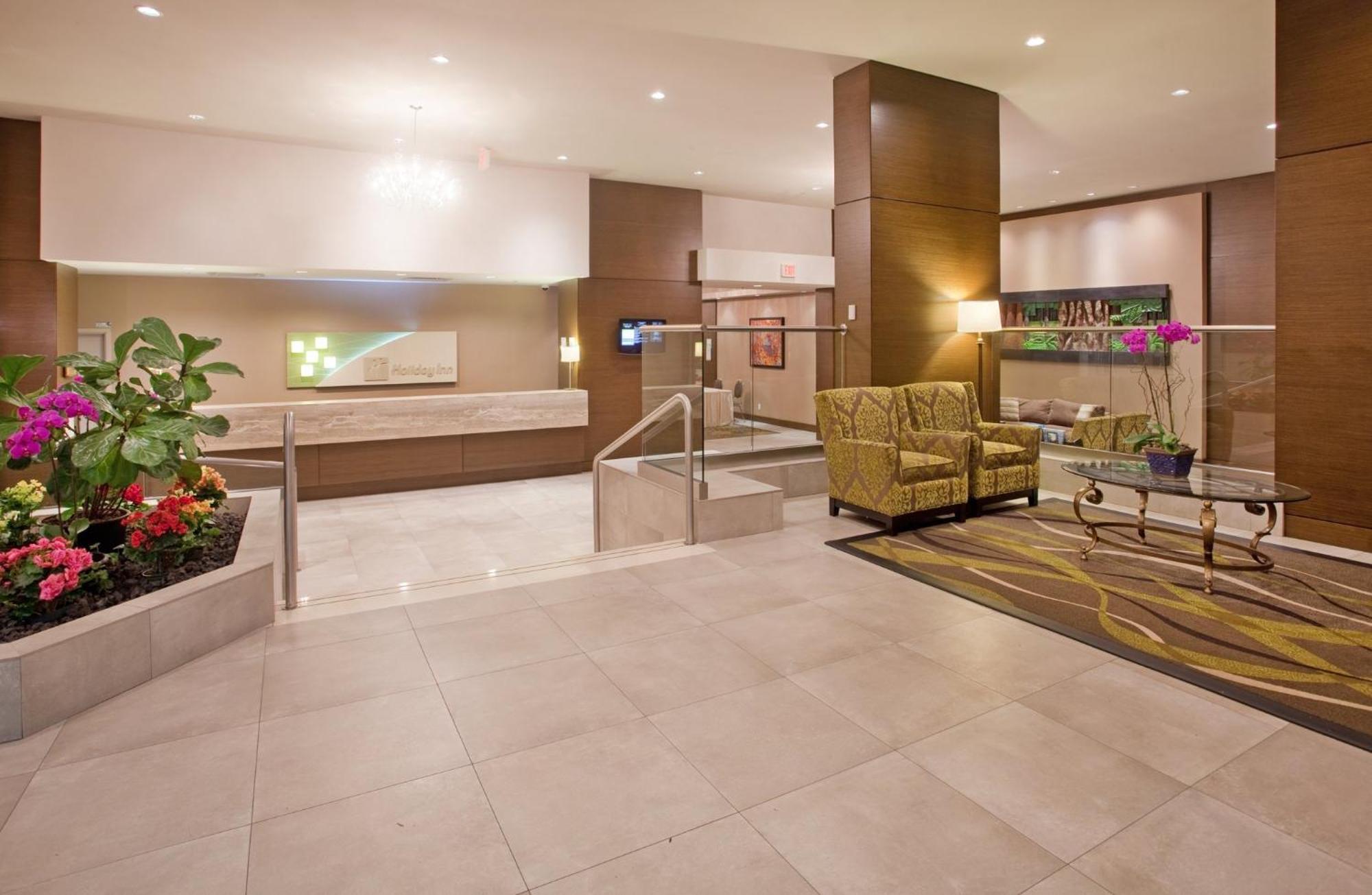 Holiday Inn Vancouver-Centre Broadway By Ihg Exteriör bild
