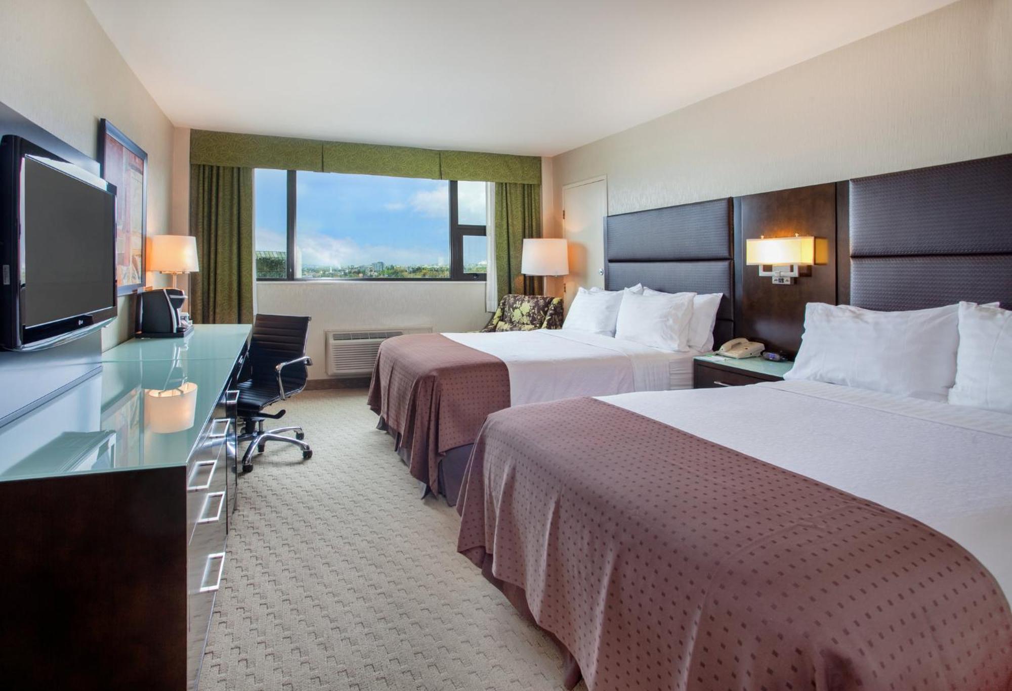 Holiday Inn Vancouver-Centre Broadway By Ihg Exteriör bild