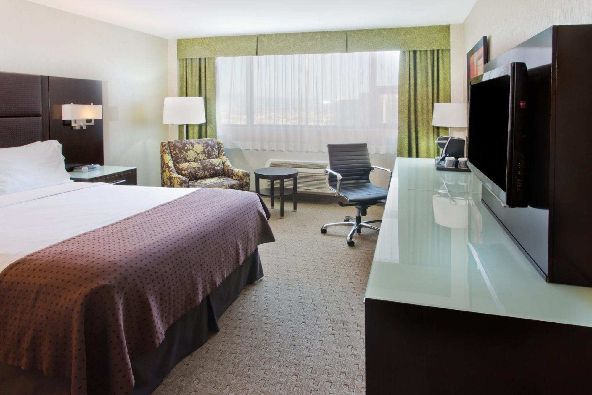 Holiday Inn Vancouver-Centre Broadway By Ihg Exteriör bild